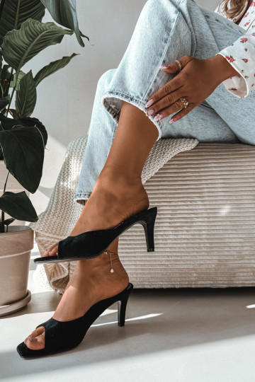 Zapatillas de mujer con tacón delgado negras Revina 2