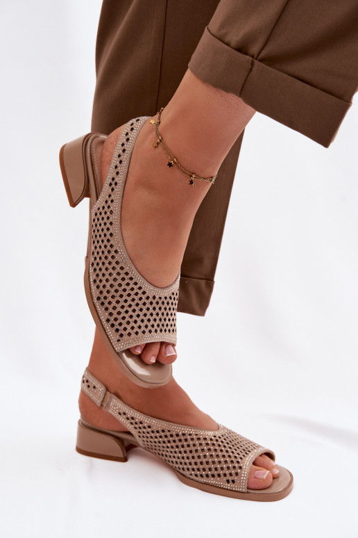 Decorado Sandalias caladas Femenino de gamuza reloj D&A CR61-3131 beige