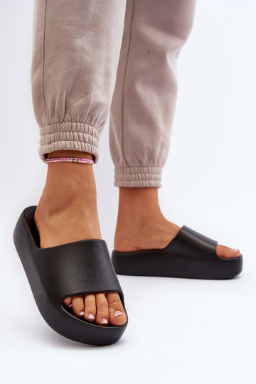 Femenino Zapatillas Sobre una suela gruesa de color negro Oreithano