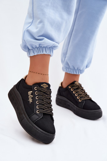Zapatos de ocio con una plataforma Lee Cooper LCEN-26-44-4476 de color negro