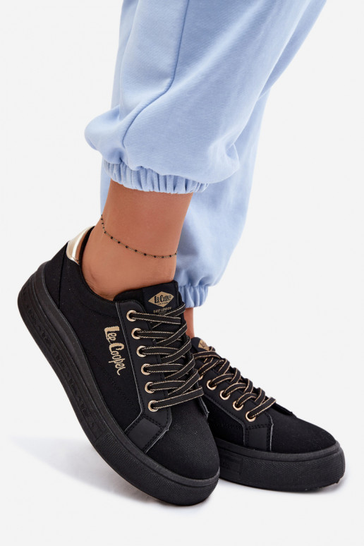 Zapatos de ocio con una plataforma Lee Cooper LCEN-26-44-4476 de color negro