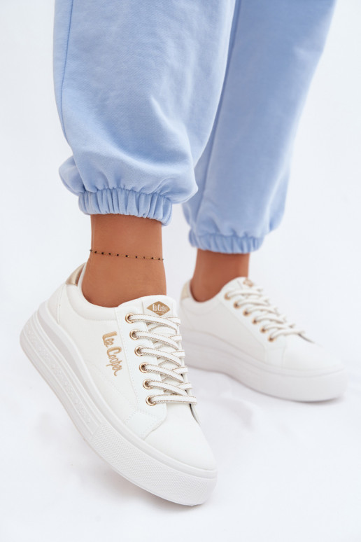 Zapatos de ocio con una plataforma Lee Cooper LCEN-26-44-4478 el color blanco