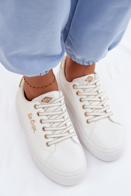 Zapatos de ocio con una plataforma Lee Cooper LCEN-26-44-4478 el color blanco