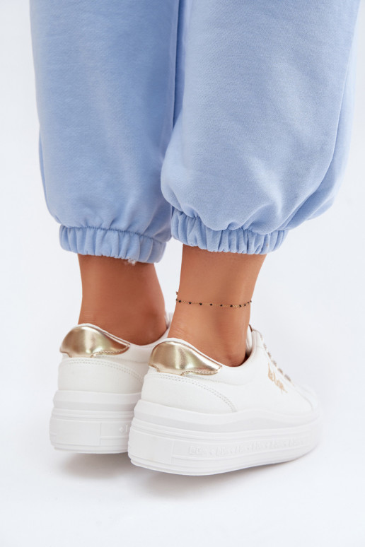 Zapatos de ocio con una plataforma Lee Cooper LCEN-26-44-4478 el color blanco