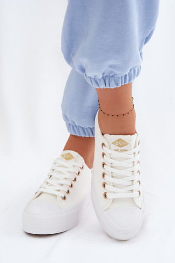 Zapatos de ocio con una plataforma Lee Cooper LCEN-26-31-4369 el color blanco