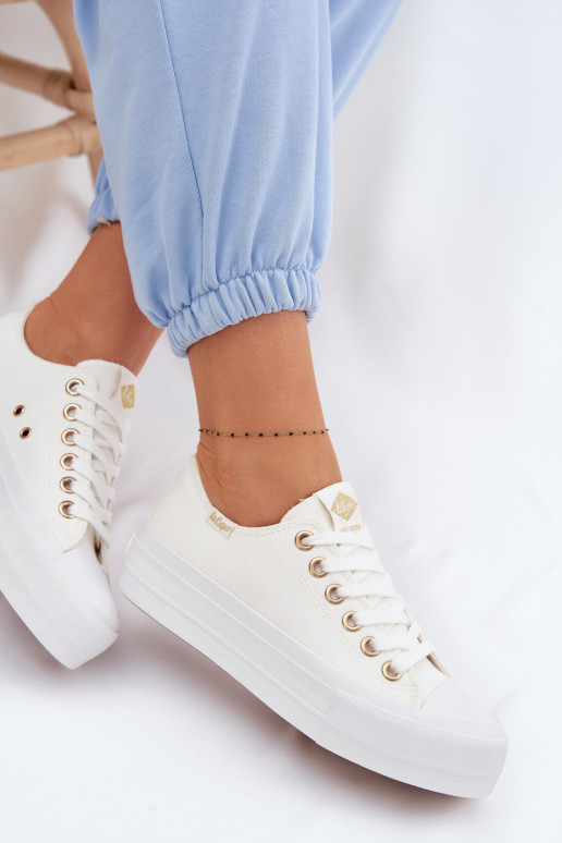 Zapatos de ocio con una plataforma Lee Cooper LCEN-26-31-4369 el color blanco