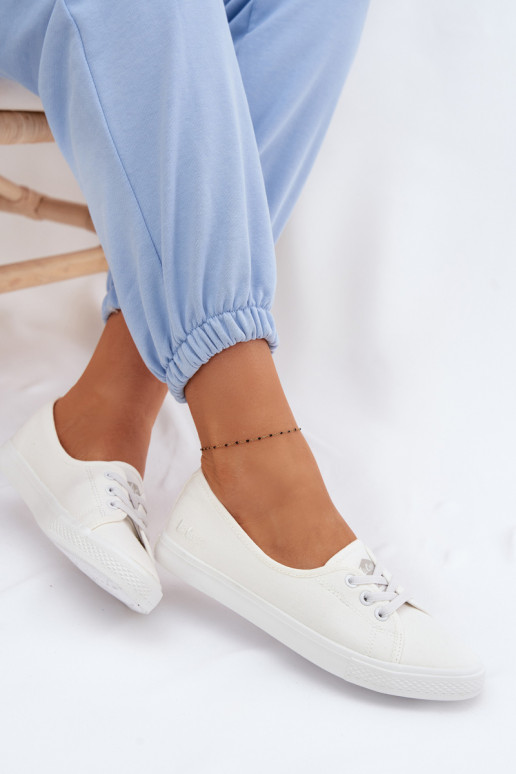 Zapatillas Zapatos de ocio Lee Cooper LCEN-26-02-4044 el color blanco