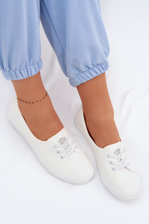 Zapatillas Zapatos de ocio Lee Cooper LCEN-26-02-4044 el color blanco