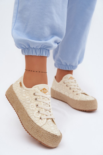 con motivos de encaje zapatos casuales alpargatas con una plataforma Lee Cooper LCEN-26-31-4328 beige 2