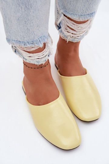 Chanclas amarillas de suela plana de cuero sintético para mujer Romelle