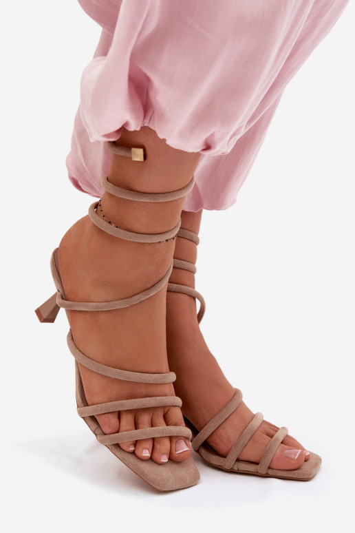 Sandalias de mujer con tacones con rayas beige Samara