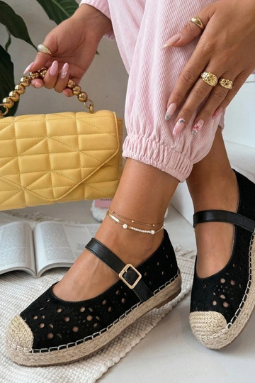 Espadrilles negras caladas con plataforma Paulette