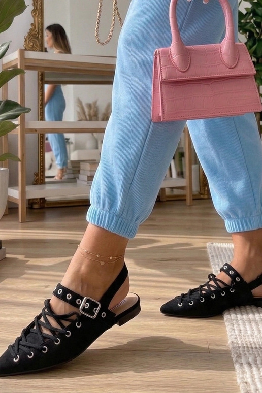 Bailarinas negras con talón abierto...