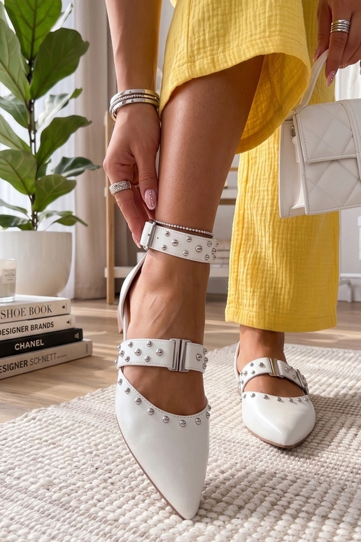 Bailarinas blancas con cristales...