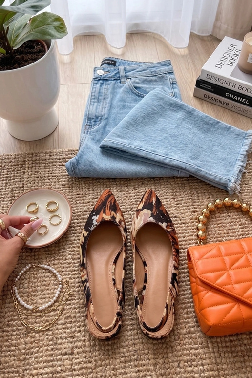 Bailarinas estampado con talón...