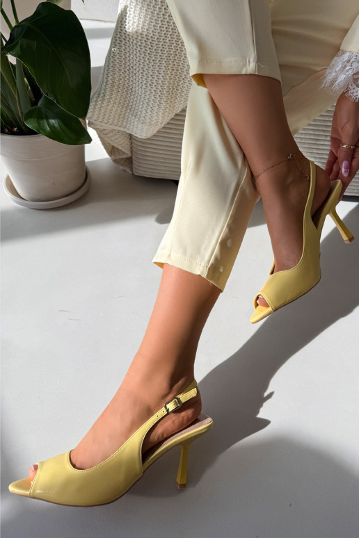 Sandalias de mujer con tacones finos amarillas Sevina
