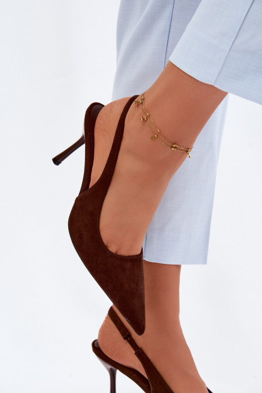 Sandalias de mujer con tacones finos de ante sintético color chocolate Kevina