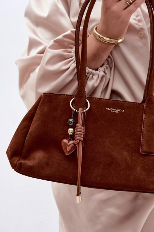 de gamuza ecológicaoAa Tiene quenoBrelokiem color marrón Nelina