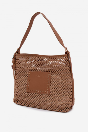 Bolso con elementos trenzados y llavero para verano color marrón brillante Fayette 2