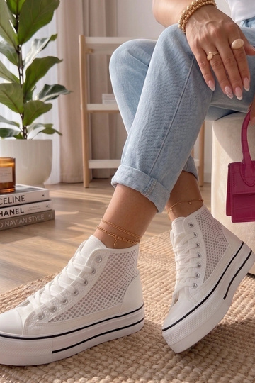 Zapatillas blancas por encima del tobillo Piper