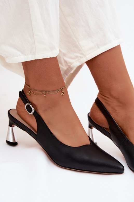 Sandalias de mujer Femenino con tacones Vinceza 66922 de color negro