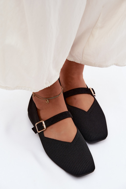 bailarinasZapatos a rayasgo Tiene queterialu Pasek con hebillas de color negro Calvra