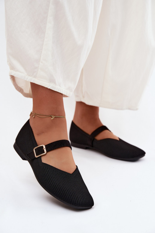 bailarinasZapatos a rayasgo Tiene queterialu Pasek con hebillas de color negro Calvra