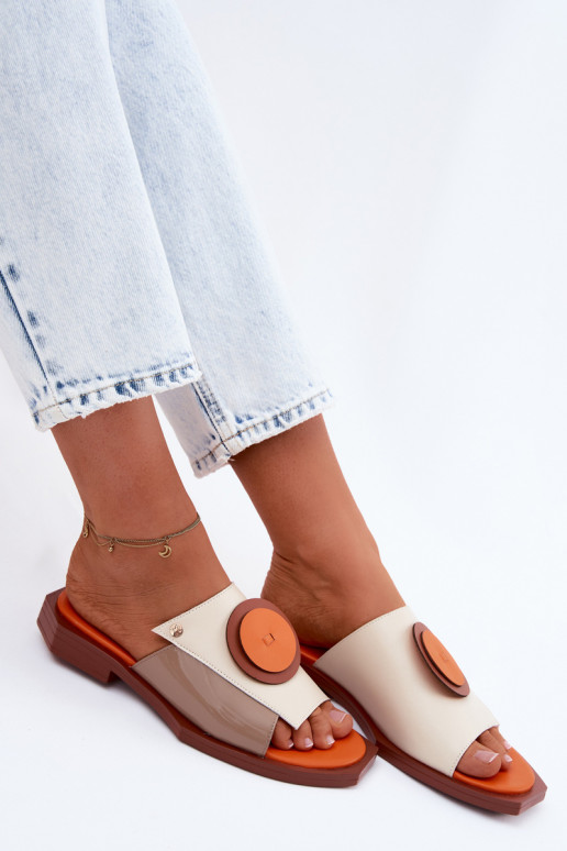 Zapatillas de mujer de cuero en color arena y naranja con diseño geométrico Tai turiciejka K7479-18