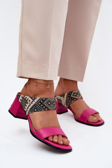 Zapatillas de mujer de cuero rosas con patrón y tacón Tai turiciejka K7522-15