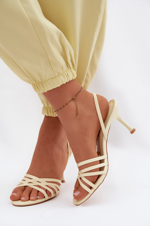 Sandalias de mujer con tacones finos con rayas color amarillo Velivelle