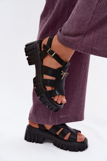 Sandalias de mujer Femenino con una plataformaENażką Vinceza 79627 de color negro