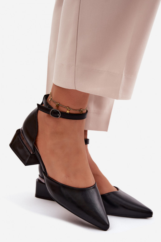 Zapatos negros con tacón y correa Vinceza 62278