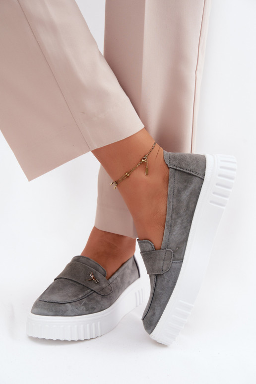 Piel de gamuza zapatos Femenino con una plataforma Un modelo convincente Vinceza 93218 color gris