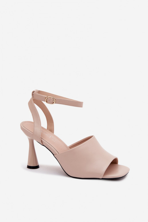 Sandalias beige para mujer con tacones pequeños Vinceza 62297