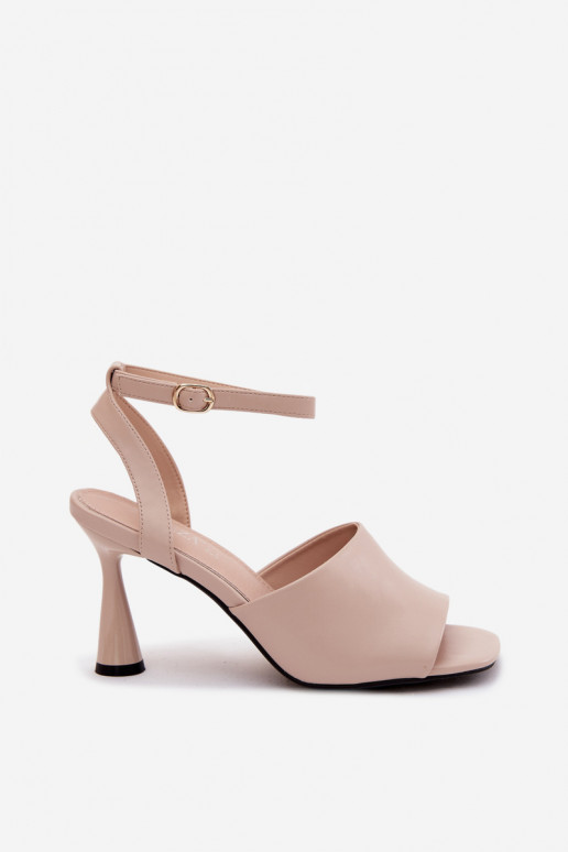 Sandalias beige para mujer con tacones pequeños Vinceza 62297