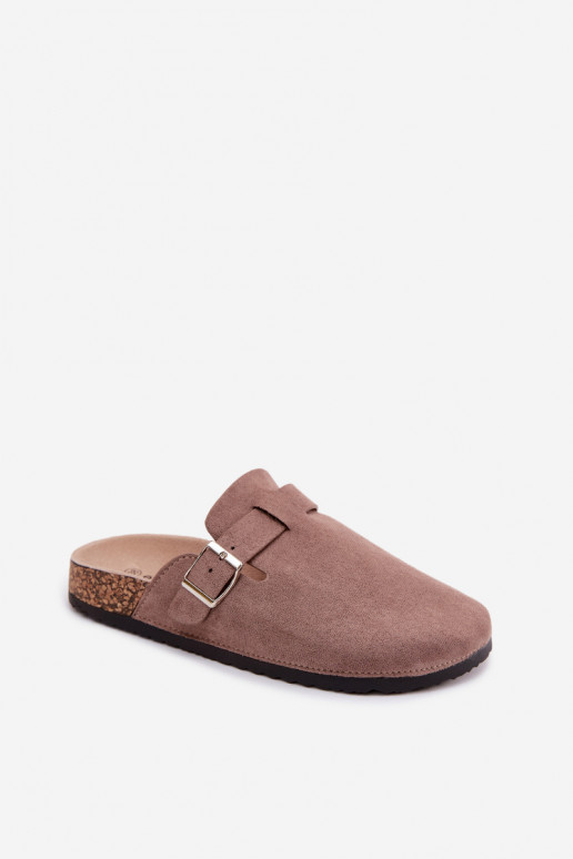 Zapatillas Zuecos Femenino con hebillas beige Lacey