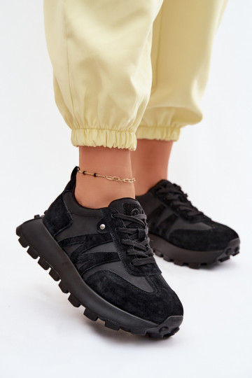 Piel de gamuza Zapatillas modelo zapatos. Femenino con una plataforma Vinceza 41520 de color negro