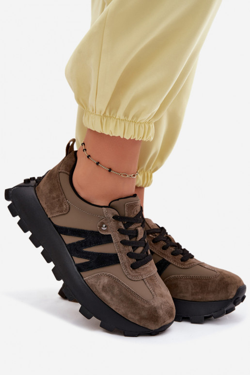 Piel de gamuza Zapatillas modelo zapatos. Femenino con una plataforma Vinceza 41520 de color caqui