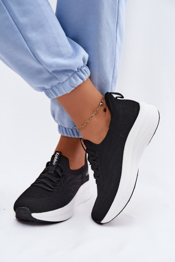  zapatillas Zapatillas modelo zapatos. Femenino Un modelo convincente Kobbo 102425 de color negro