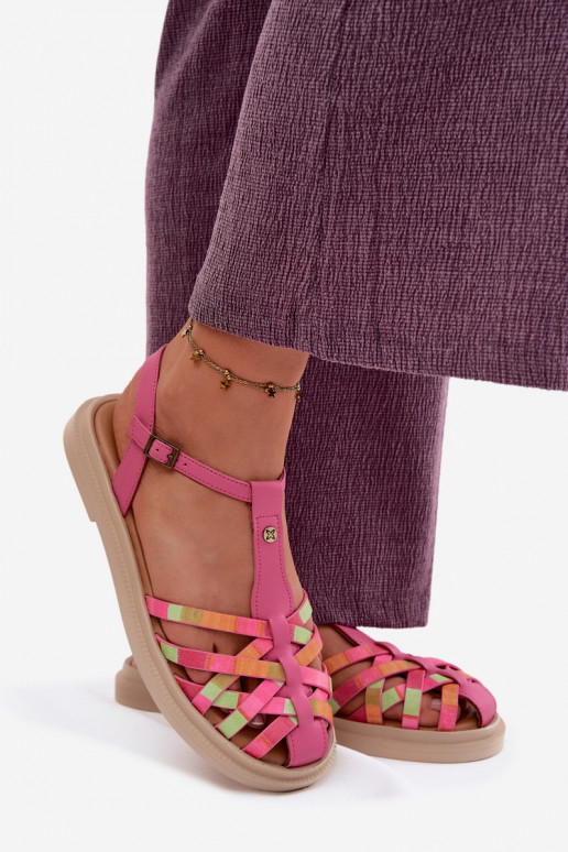 Sandalias planas de cuero para mujer con tiras en rosa