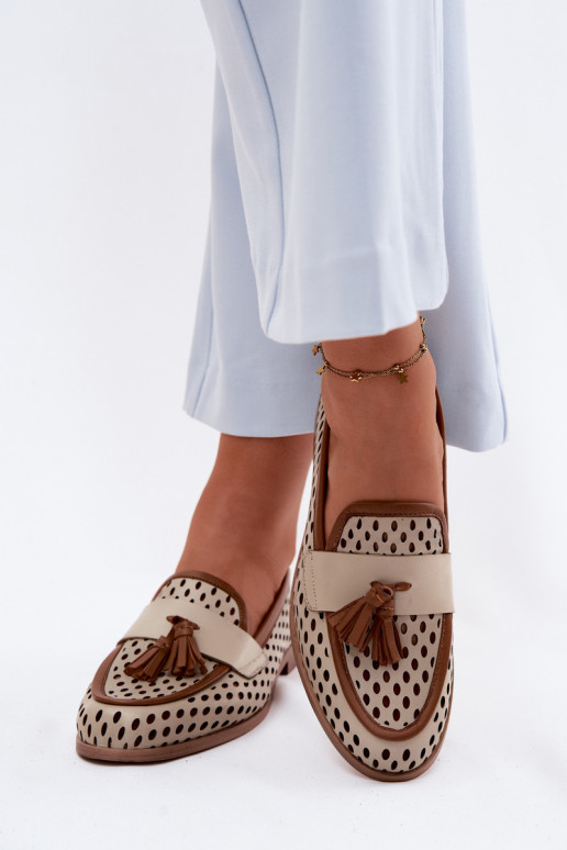 Piel con elementos calados zapatos mocasines de mujer Tiene queciejka HJ760-14 marrón-beige
