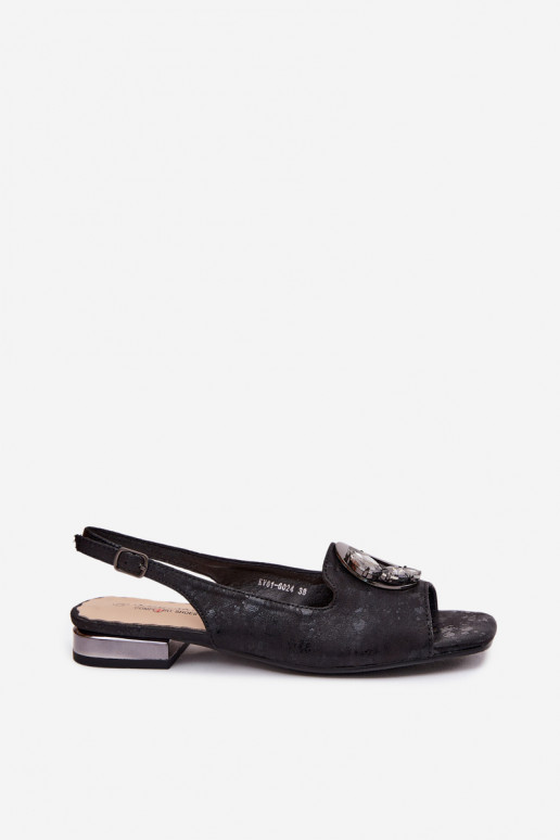 Sandalias planas para mujer con adornos en color negro