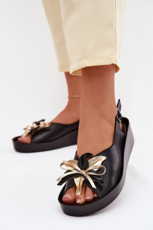 Sandalias de mujer Femenino con adornos S.Barski KV61-6045 de color negro