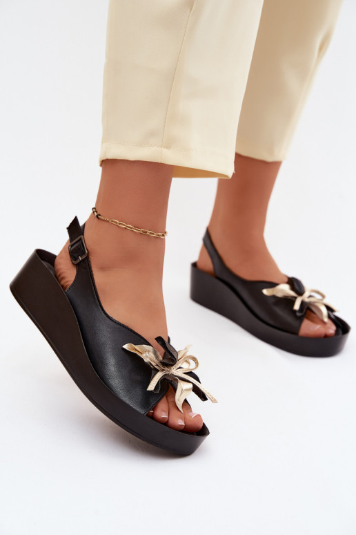 Sandalias de mujer Femenino con adornos S.Barski KV61-6045 de color negro