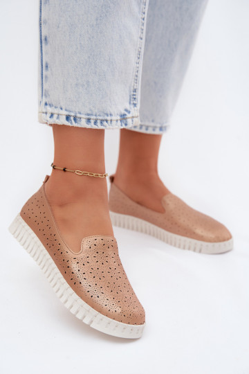 Zapatos slip-on con elementos perforados en color champán Salty 2