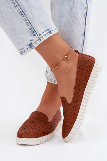 Zapatos de slip-on perforados marrones Salty