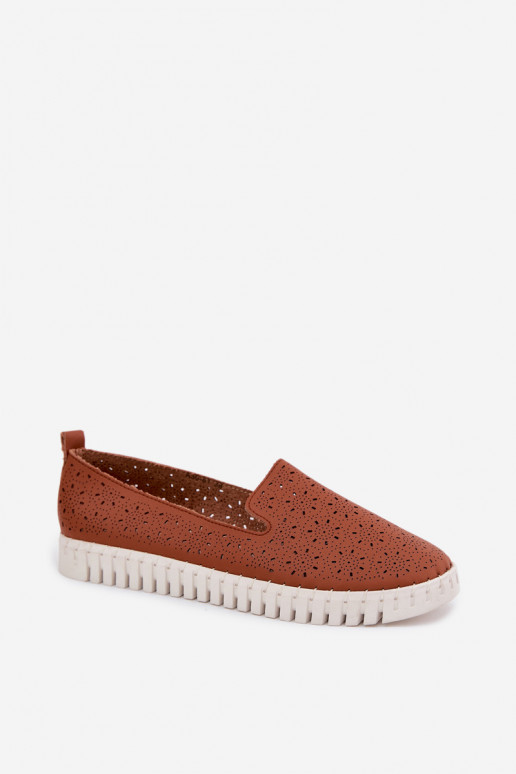 Zapatos de slip-on perforados marrones Salty