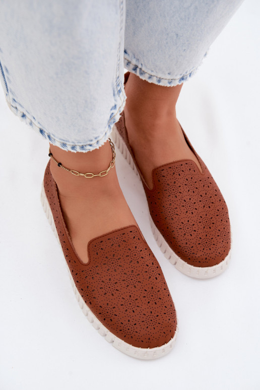 Zapatos de slip-on perforados marrones Salty
