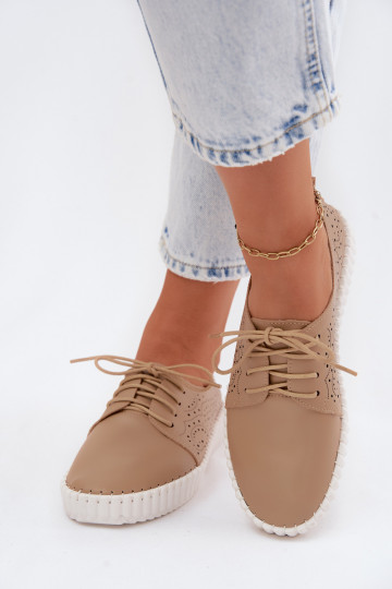 Zapatos perforados de arena con cordones Pearla