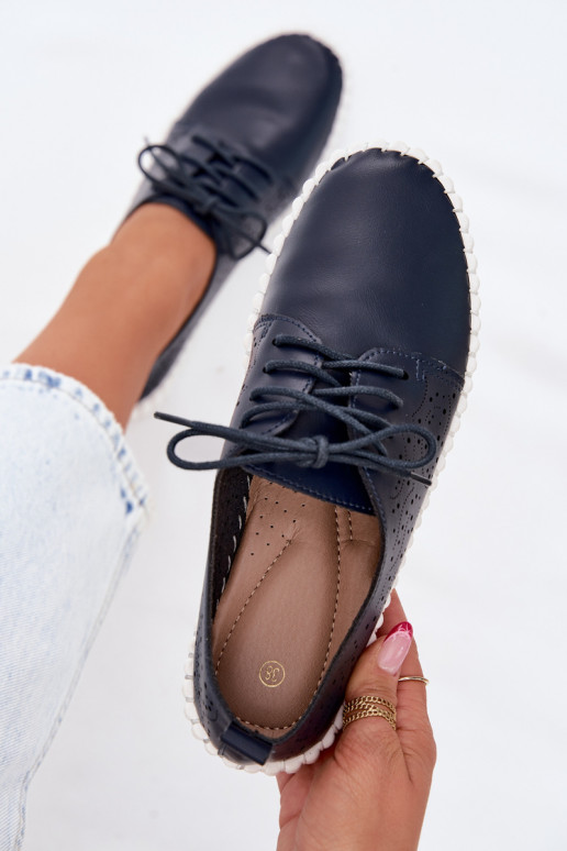 Zapatos perforados azul oscuro con cordones Pearla